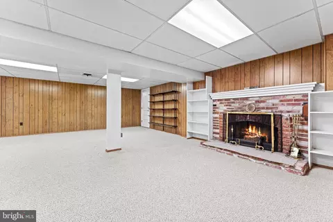 7718 Huron Dr, Gainesville, VA 20155 photo 38