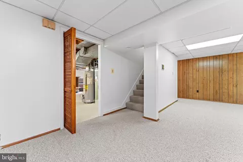 7718 Huron Dr, Gainesville, VA 20155 photo 35