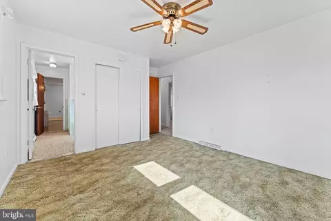 7718 Huron Dr, Gainesville, VA 20155 photo 23