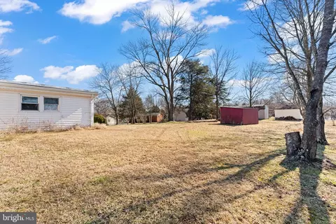7718 Huron Dr, Gainesville, VA 20155 photo 32
