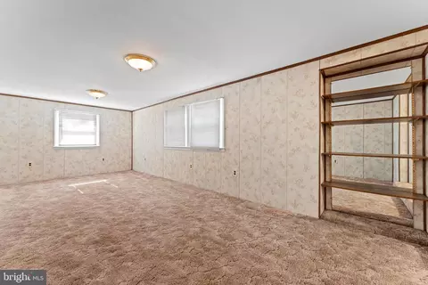 7718 Huron Dr, Gainesville, VA 20155 photo 12