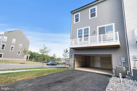 1744 Autumn Maple Leaf Dr, Dumfries, VA 22026 photo 38