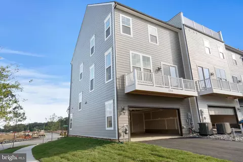 1744 Autumn Maple Leaf Dr, Dumfries, VA 22026 photo 40