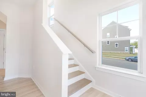 1744 Autumn Maple Leaf Dr, Dumfries, VA 22026 photo 4