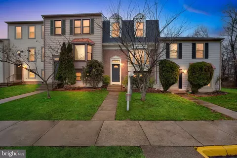 7627 Jordon Hollow Ct, Manassas, VA 20109