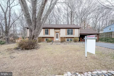 7312 Mariposa Dr, Manassas, VA 20112