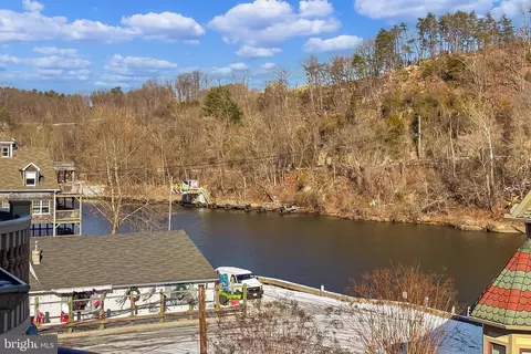 View/Area - 227 Mill St, Occoquan, VA 22125 photo 6 of 12