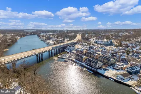 View/Area - 227 Mill St, Occoquan, VA 22125 photo 9 of 12