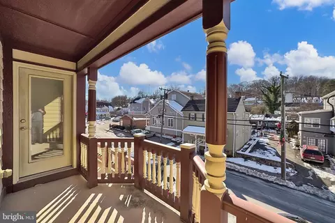 Exterior - 227 Mill St, Occoquan, VA 22125 photo 10 of 21