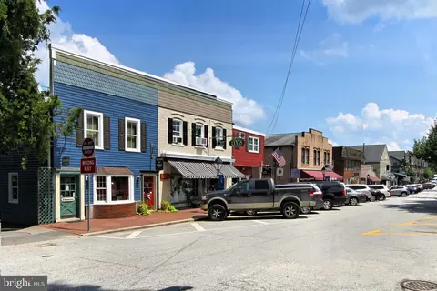 Exterior - 227 Mill St, Occoquan, VA 22125 photo 16 of 21