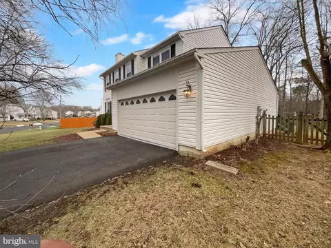 8245 Crackling Fire Dr, Gainesville, VA 20155 photo 46
