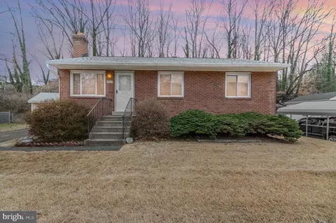 16012 Carroll Ave, Woodbridge, VA 22191
