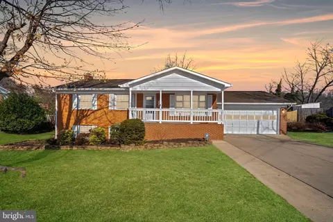 2244 Sussex Ct, Woodbridge, VA 22191
