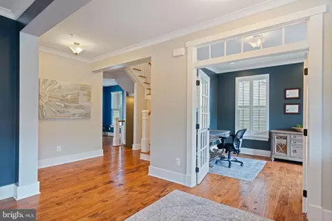 Entry Way - 17153 Gullwing Dr, Dumfries, VA 22026 photo 3 of 16