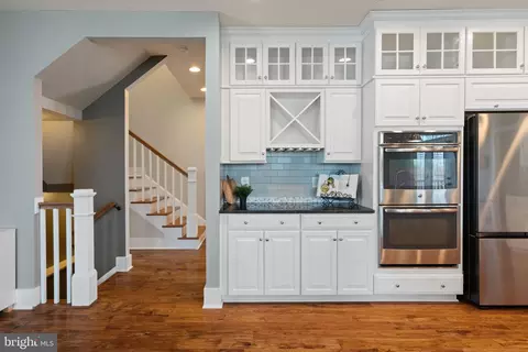 Entry Way - 17153 Gullwing Dr, Dumfries, VA 22026 photo 6 of 16
