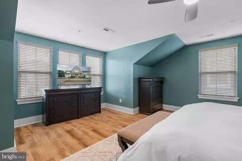 Bedroom - 17153 Gullwing Dr, Dumfries, VA 22026 photo 8 of 8