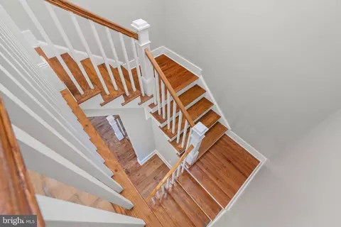 Entry Way - 17153 Gullwing Dr, Dumfries, VA 22026 photo 11 of 16