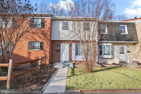 14633 Balsam St, Woodbridge, VA 22191