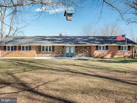 2411 Little River Rd, Haymarket, VA 20169