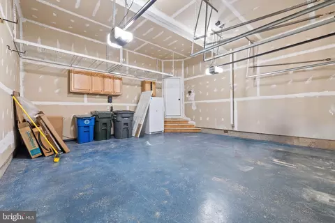 Entry Way - 12669 Crabtree Falls Dr, Bristow, VA 20136 photo 12 of 12