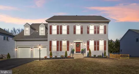 Exterior - 12669 Crabtree Falls Dr, Bristow, VA 20136 photo 2 of 13
