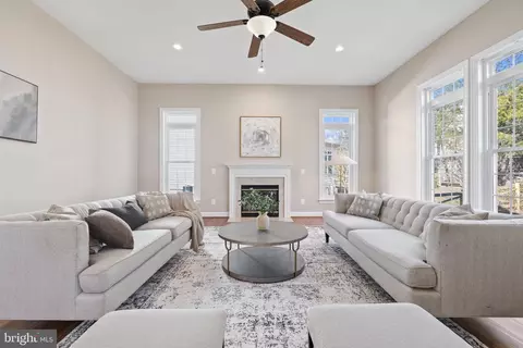 Living - 12669 Crabtree Falls Dr, Bristow, VA 20136 photo 2 of 5