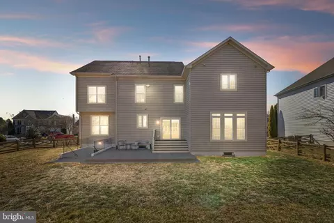 Exterior - 12669 Crabtree Falls Dr, Bristow, VA 20136 photo 12 of 13