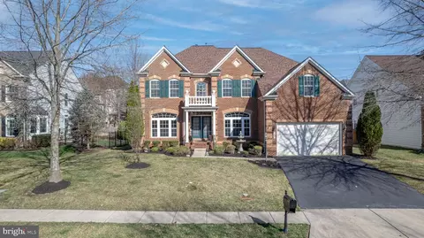 5620 Victory Loop, Manassas, VA 20112