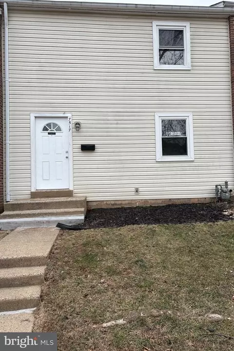 7517 Quail Run Ln, Manassas, VA 20109