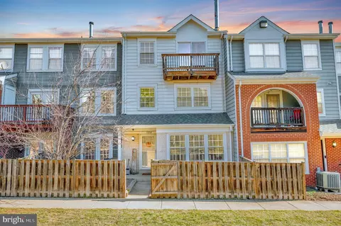 11212 Stagestone Way, Manassas, VA 20109