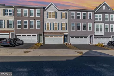 8200 Maude Ln, Manassas, VA 20110