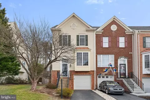 10715 Dabshire Way, Manassas, VA 20110