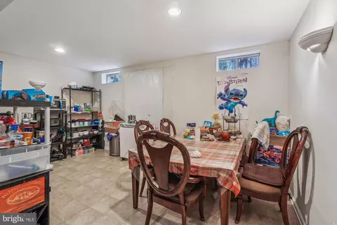2844 Myrtlewood Dr, Dumfries, VA 22026 photo 18