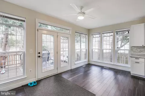 2844 Myrtlewood Dr, Dumfries, VA 22026 photo 8