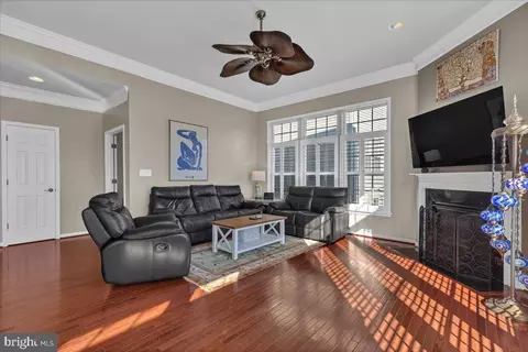 14100 Redstart Ct, Gainesville, VA 20155 photo 17
