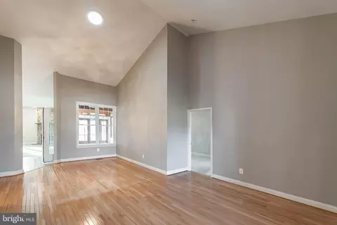 6820 Saddle Run Way, Gainesville, VA 20155 photo 6