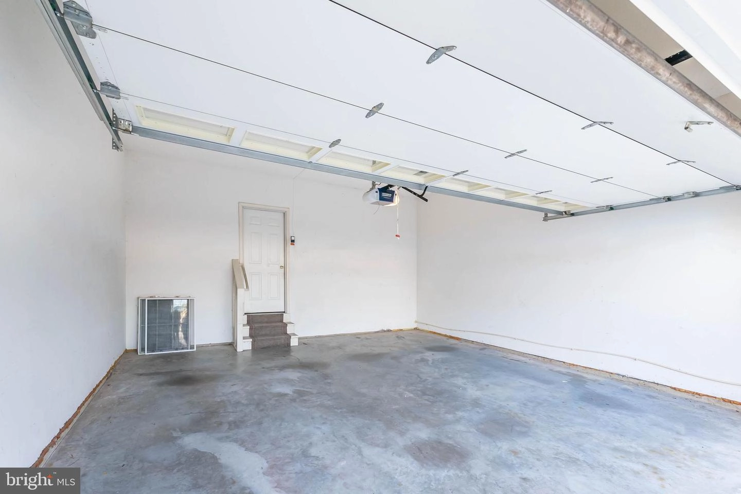 6820 Saddle Run Way, Gainesville, VA 20155 photo 29