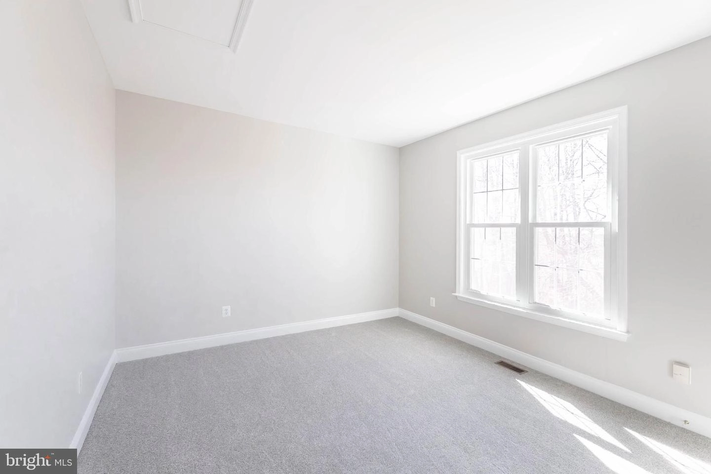 6820 Saddle Run Way, Gainesville, VA 20155 photo 19