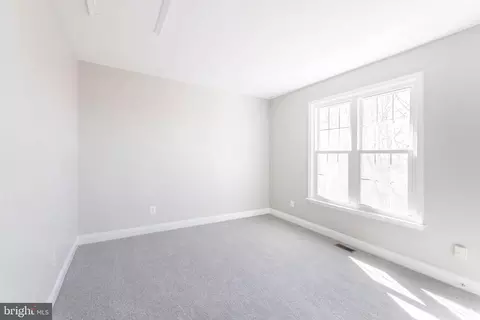 6820 Saddle Run Way, Gainesville, VA 20155 photo 19