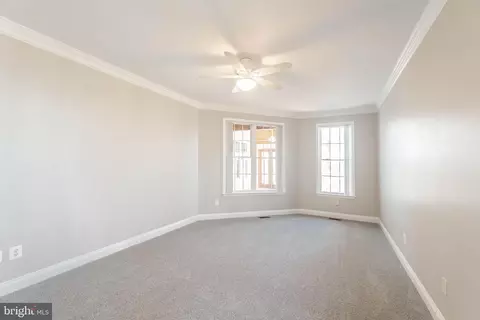 6820 Saddle Run Way, Gainesville, VA 20155 photo 10
