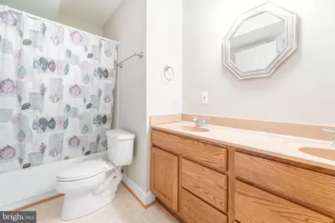 6820 Saddle Run Way, Gainesville, VA 20155 photo 25