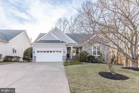 6820 Saddle Run Way, Gainesville, VA 20155 photo 3