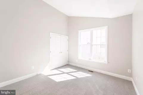 6820 Saddle Run Way, Gainesville, VA 20155 photo 17