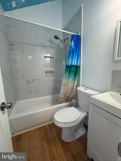 Bath - 3679 Tavern Way, Triangle, VA 22172 photo 1 of 5