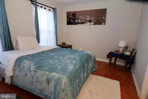Bedroom - 7612 Maracaibo Ct, Gainesville, VA 20155 photo 4 of 5