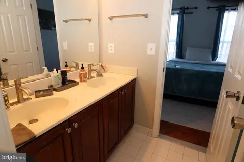 Entry Way - 7612 Maracaibo Ct, Gainesville, VA 20155 photo 9 of 9