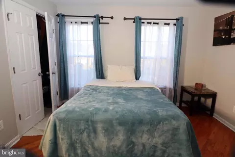 Bedroom - 7612 Maracaibo Ct, Gainesville, VA 20155 photo 5 of 5