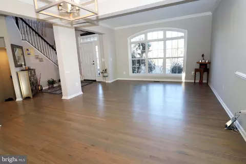 Living - 7612 Maracaibo Ct, Gainesville, VA 20155 photo 1 of 5