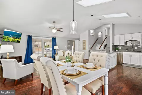 Dining - 4222 Avon Dr, Dumfries, VA 22025 photo 2 of 2