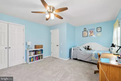 Other - 18571 Old Triangle Rd, Triangle, VA 22172 photo 6 of 15
